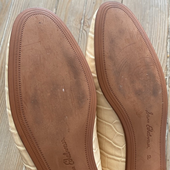 Sam Edelman Linnie Croc-Embossed Leather Bit Mules in Eggshell - Picture 9 of 10